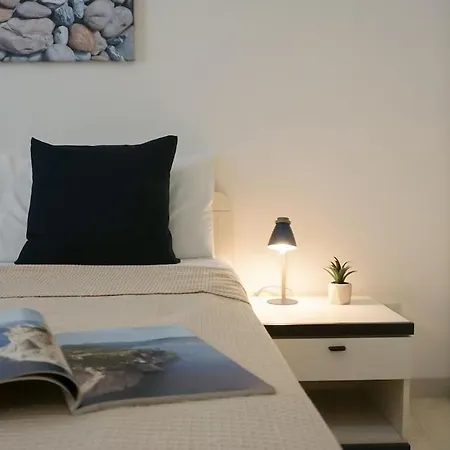 Apartman Europe 37 *